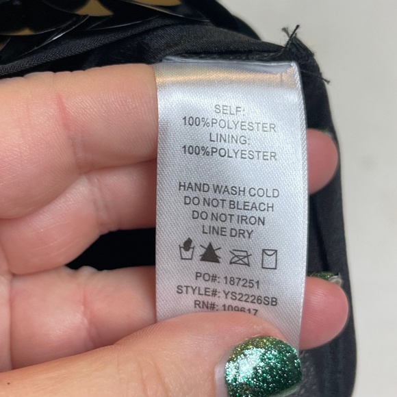 Shinestar sequin mini skirt NWT - Picture 4 of 4